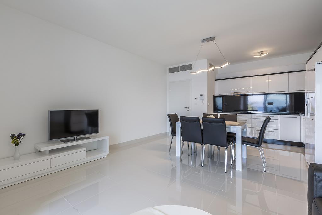 Villa Sky Mimice Kültér fotó