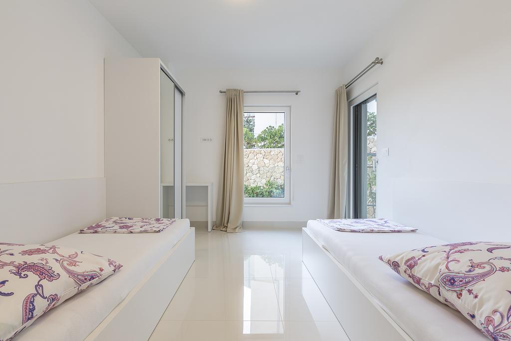Villa Sky Mimice Kültér fotó